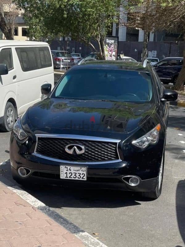 Infiniti FX45/FX35 2010 1