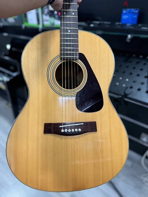 YAMAHA FG - 325 VINTAGE ACOUSTIC GUITAR 3