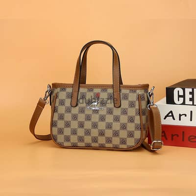 Nwe and good quality Ladies handbags for sale