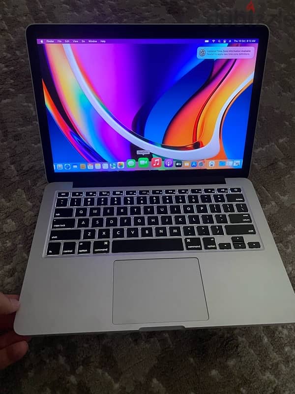 MacBook Pro 2015 13.3 Retina display very clean 5