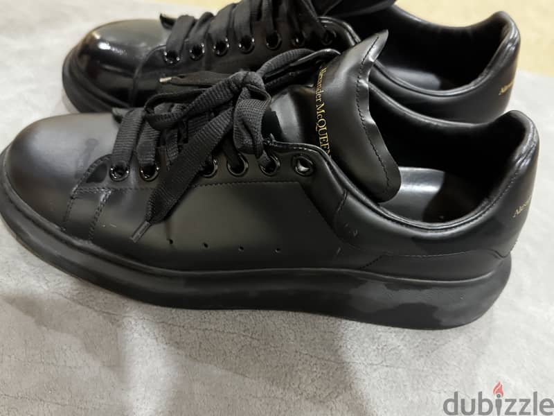 Alexnder mqueen sneakers 1