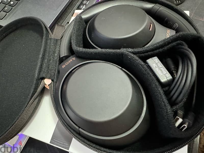 Sony Wh1000xm4 like new condition 11