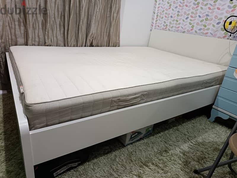 queen size bed  from ikea 1