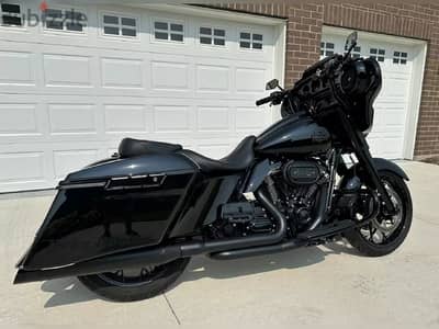 2023 Harley-Davidson Street Glide (+97466574363)