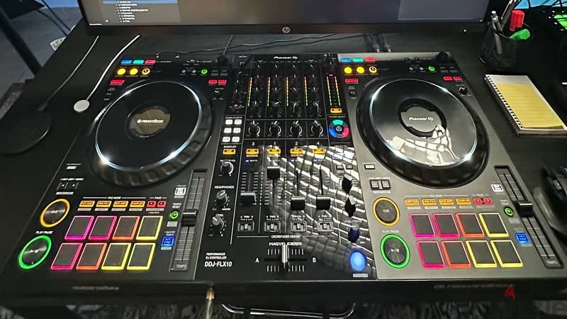 Pioneer DJ DDJ-FLX10 + UDG Flight Case (300 USD Value) – Like New 1