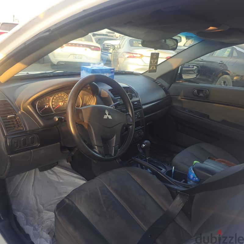 Mitsubishi Galant 2010 GLX URGENT SALE 6