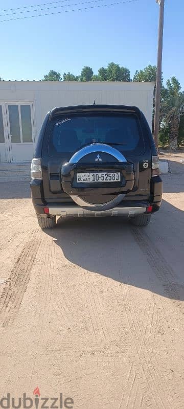 Mitsubishi Pajero 2011 4