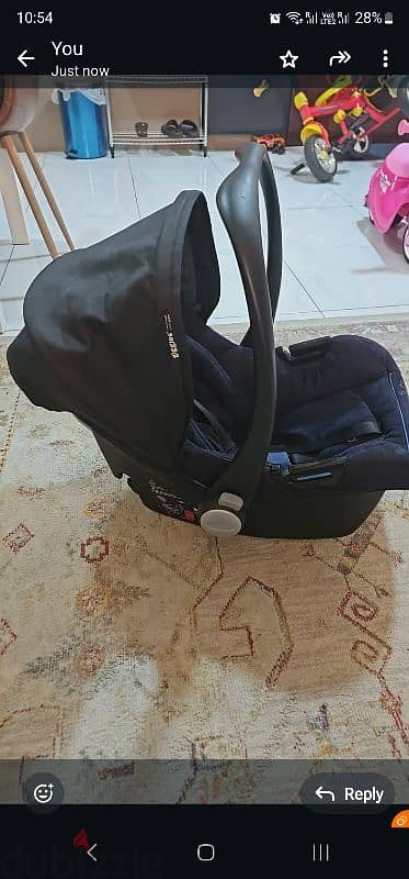 giggles child car seat available for sale 1