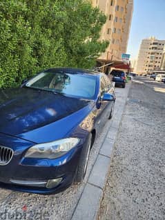 BMW 5-Series 2011 0