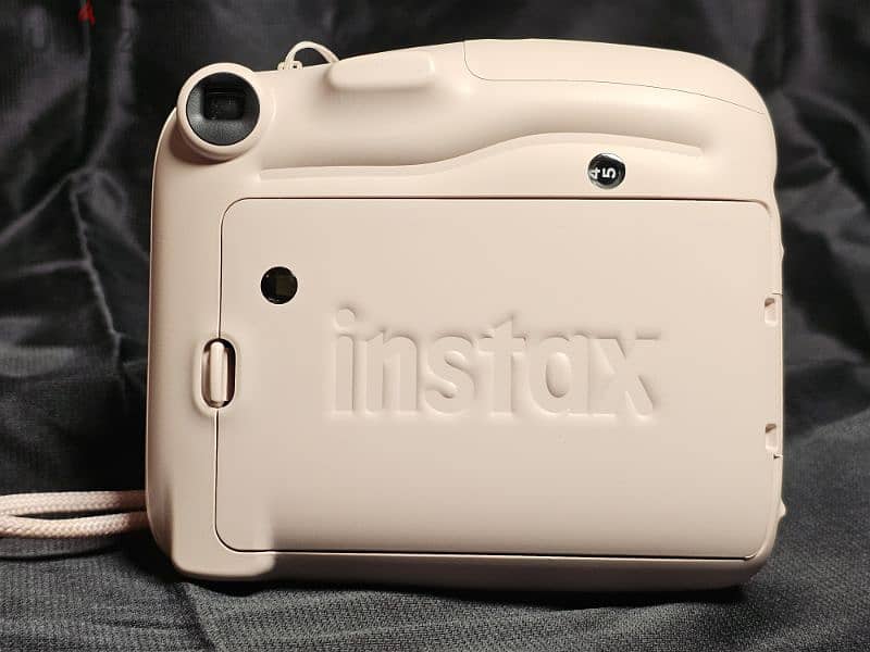 Fujifilm Instax Mini 11 Instant Camera - Blush Pink 6