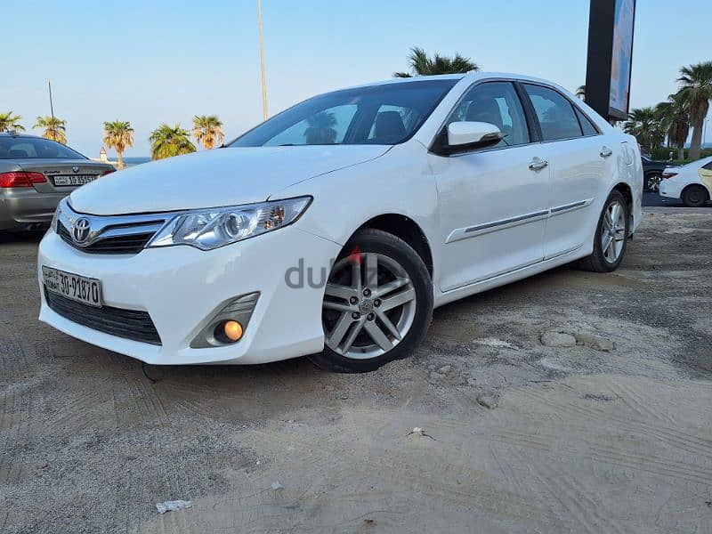 Toyota Camry 2015 GLX Full Option 10