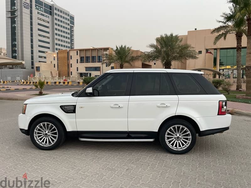 Land Rover Range Rover Sport 2012 1