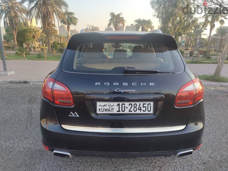 Porsche Cayenne 2011 2011 7