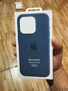 iPhone 15 pro original cover not use 0