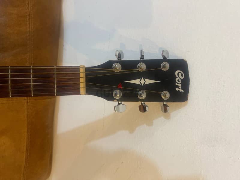 Electro Acoustic Guitar for sale  Brand : CORT 1