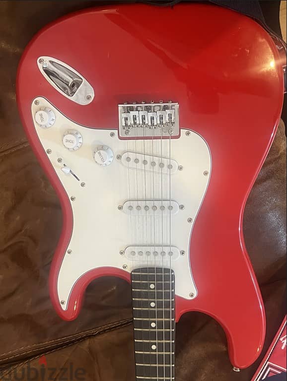 Fender Electric Guitar for Sale. 3