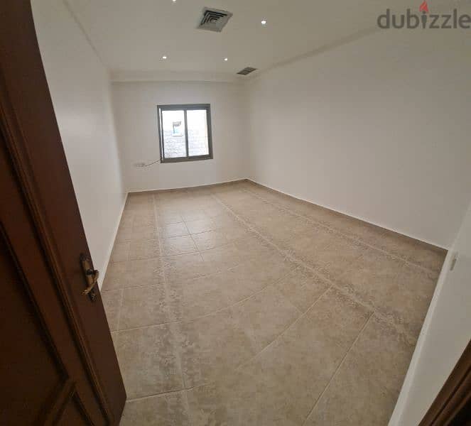 very nice super clean villa floor in Rumaithya 9