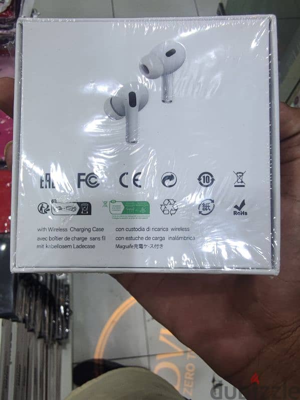 brand new box pack Ear buds with display 1