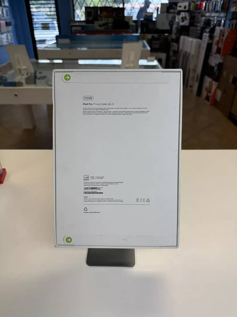 New Sealed iPad Pro 11" M4 512gb Black -With Apple Care 2