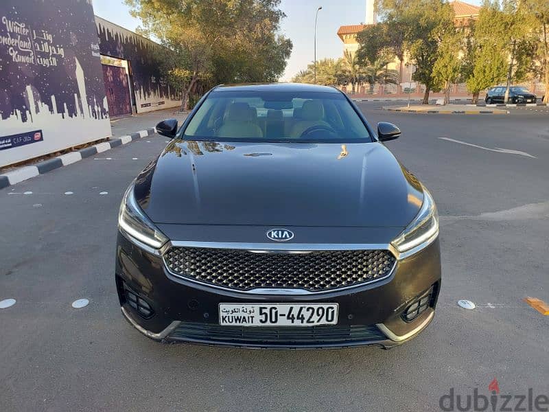 KIA cadenza . 2018 1