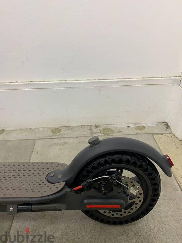 New Rohnan Wings Ht02 Electric Scooter For Sell in All Kuwait Delivery 3