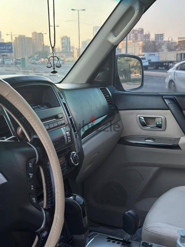 Mitsubishi Pajero 2015 V6 3.5 3