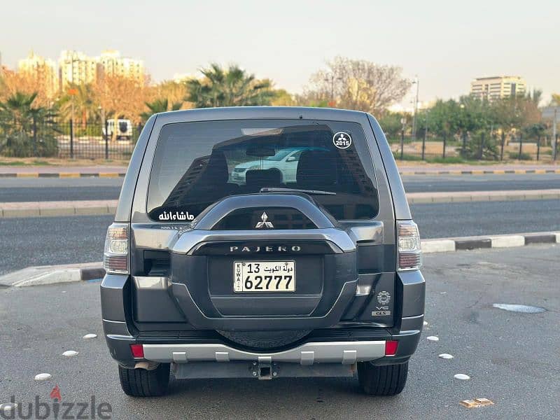 Mitsubishi Pajero 2015 V6 3.5 8