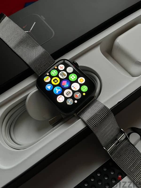 Apple Watch seris 5 for sale 0