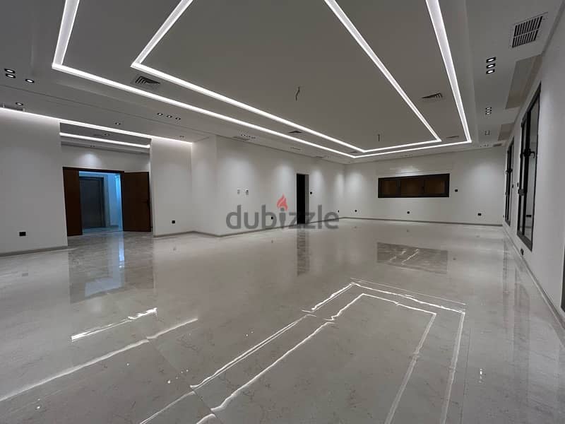 luxury floor for rent in Salwa 4 master bedrooms 0