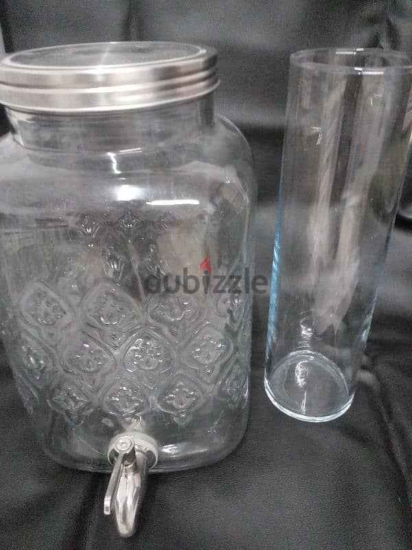 glass jar and vase 0