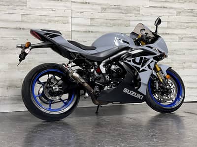 2022. Suzuki GSXR1000R +974 66574363