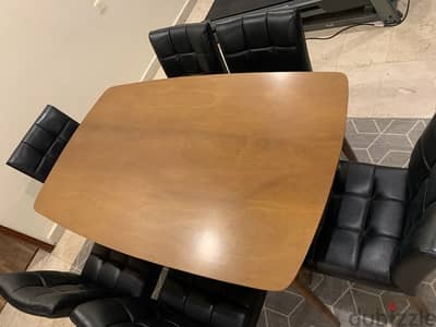 Dining table 6 seaters - Super clean