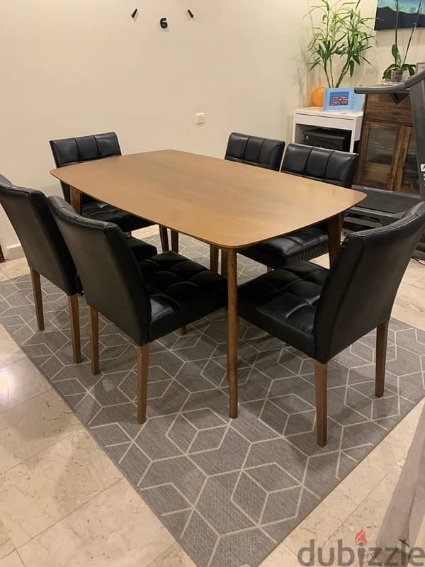 Dining table 6 seaters - Super clean 2