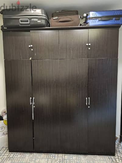 4 door wardrobe + 2 sets of drawers