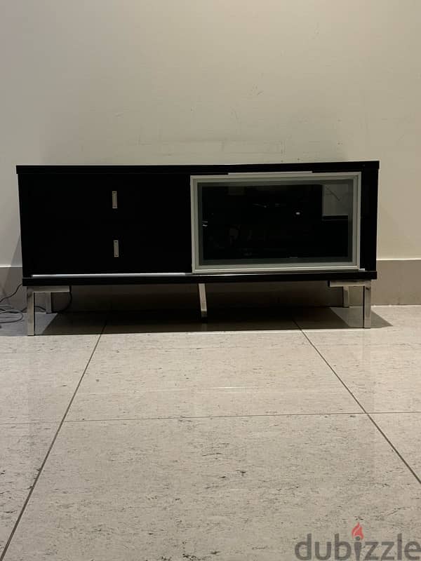 TV Stand 0