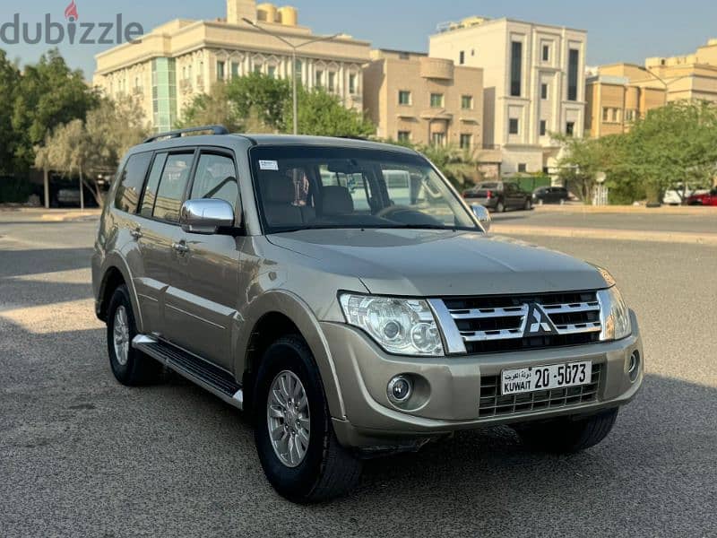 Mitsubishi Pajero GLS 2012 For Urgent Sale 1