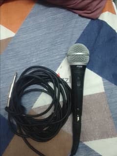 shure pg58 vocal microphone with cable . 0