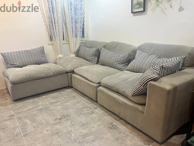 sofa with a good condition from Banta 2