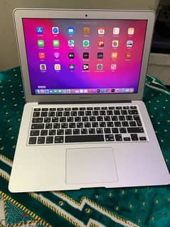 Appel MacBook air 13.3 inch 128gb 8gb ram good condition no issues 0