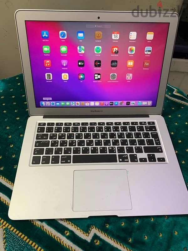 Appel MacBook air 13.3 inch 128gb 8gb ram good condition no issues 3