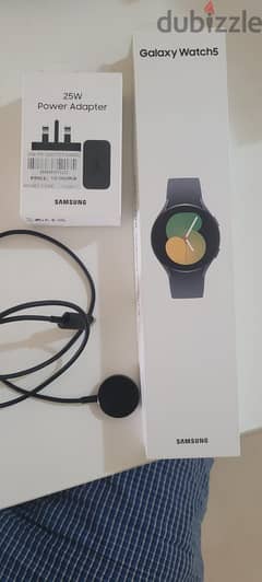 Samsung Galaxy Watch 5 with full charger 0