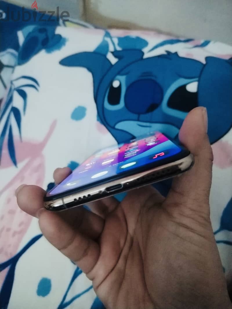 iPhone xs max 3