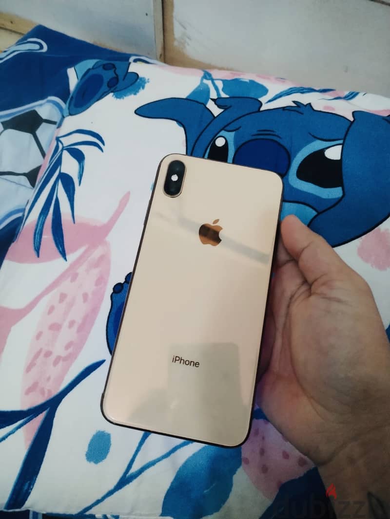 iPhone xs max 6