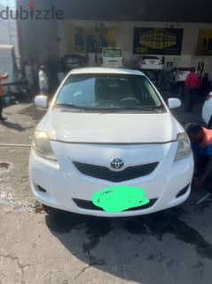 Toyota Yaris 2013 0