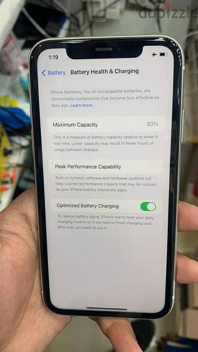 iPhone 11 128gb  battery 83 no open