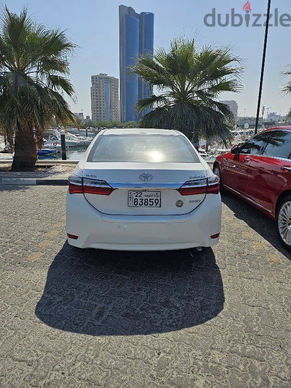 Toyota Corolla 2015 1