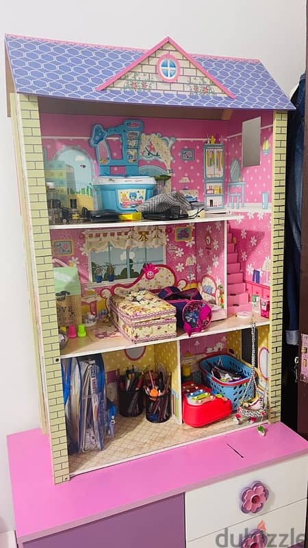 sofa set and doll house for sale 2