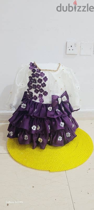 kids group dance costume. 10