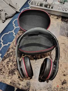 Dr Dre Head Set - Needs battery replacement - Original Price 120 KD 0