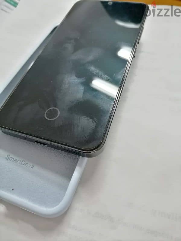 Xiaomi 13 for sale in excellent condition 7